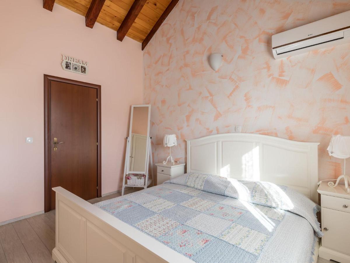 Luxurious Villa In Selca With Pool Exteriér fotografie
